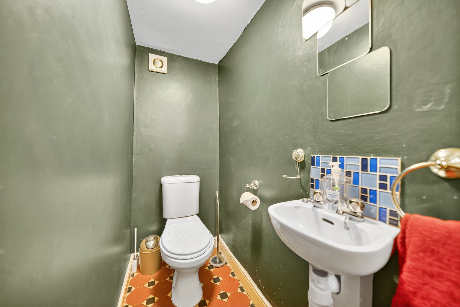 Outwood Lane, Horsforth, Leeds, West Yorkshire, LS18