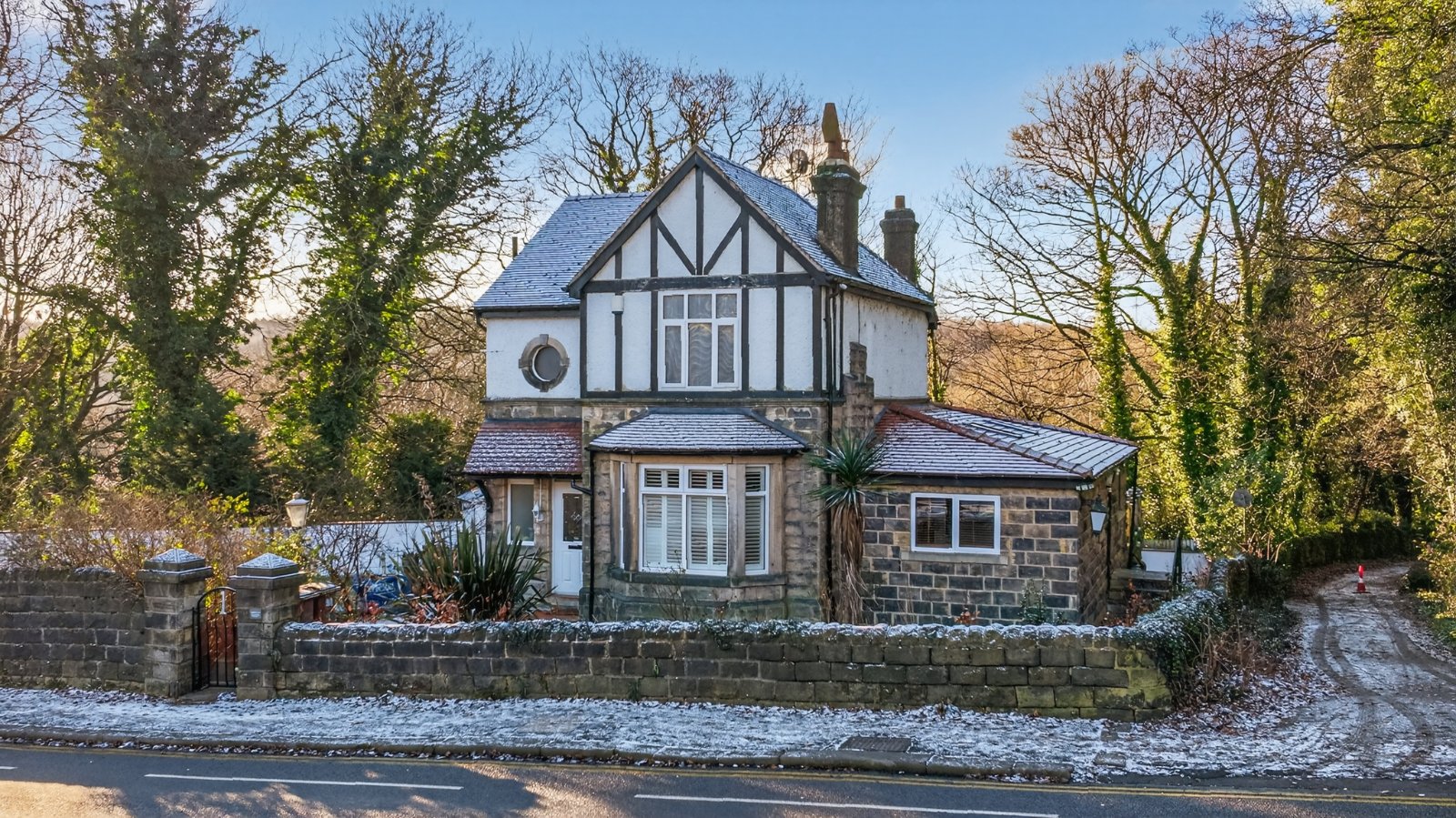 New Road Side, Horsforth, Leeds, West Yorkshire, LS18