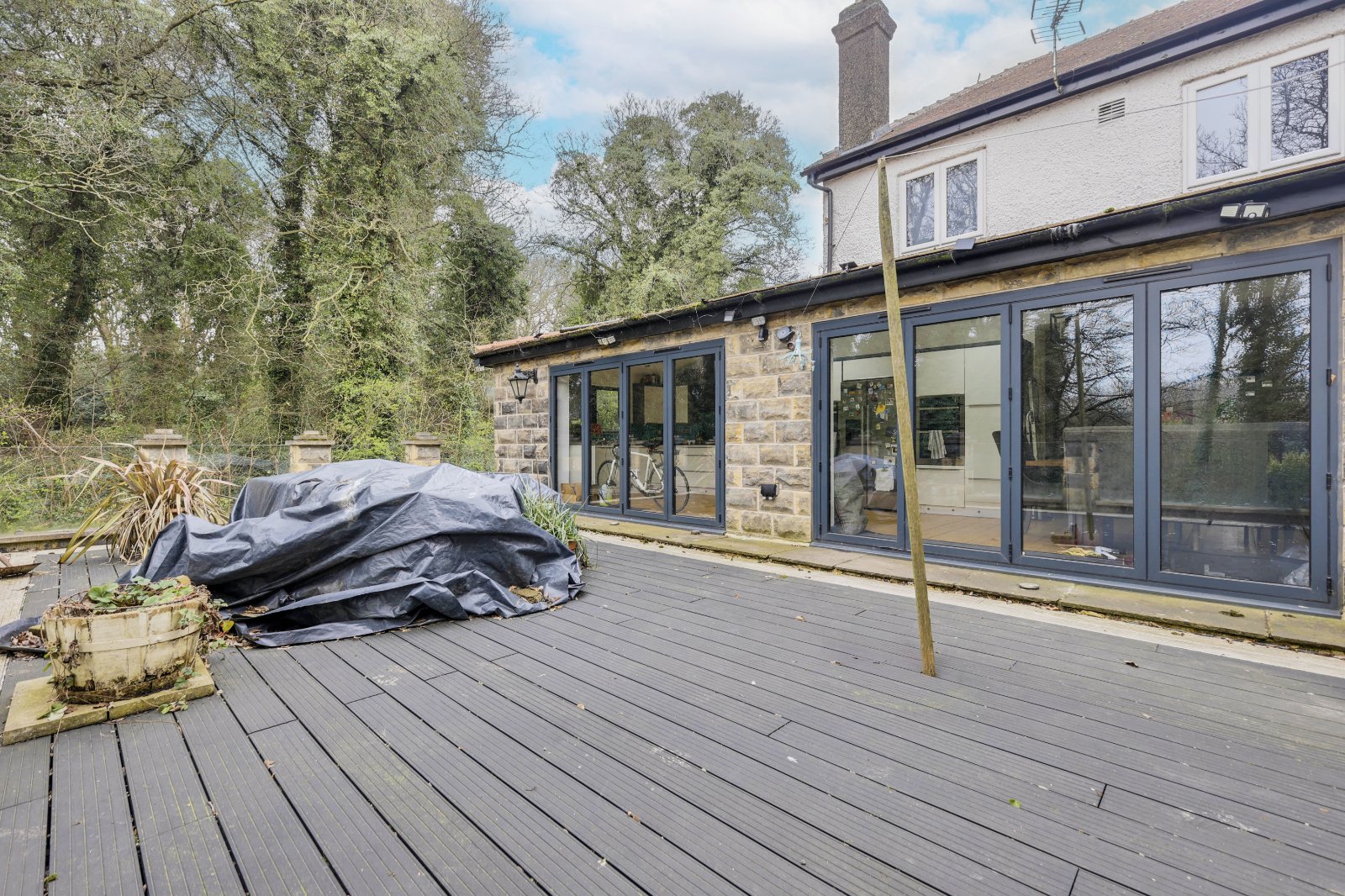 New Road Side, Horsforth, Leeds, West Yorkshire, LS18