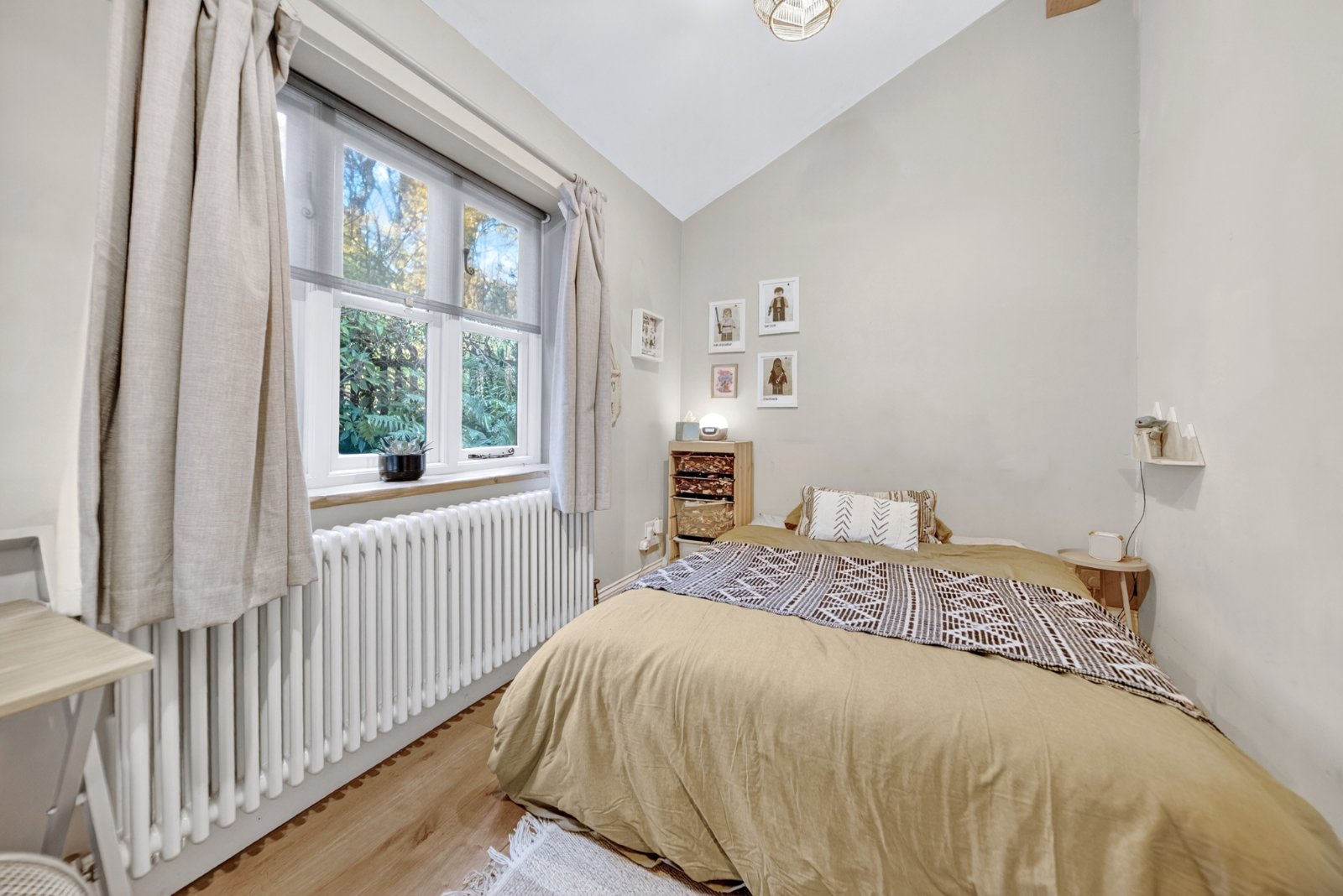 Thornhill Drive, Calverley, Pudsey, West Yorkshire, LS28