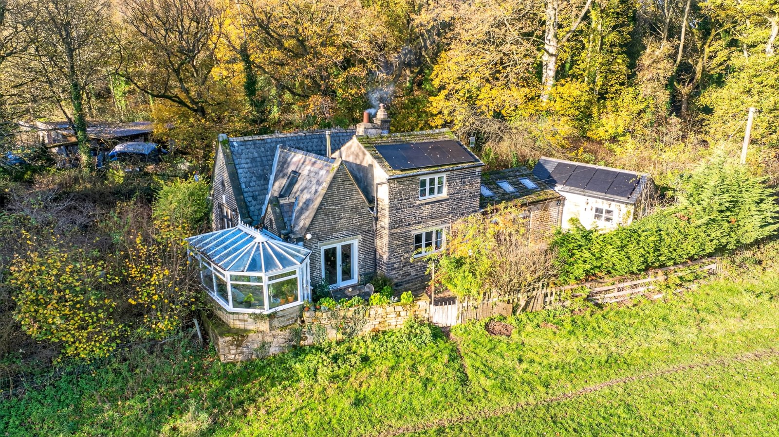 Thornhill Drive, Calverley, Pudsey, West Yorkshire, LS28 - Hardisty