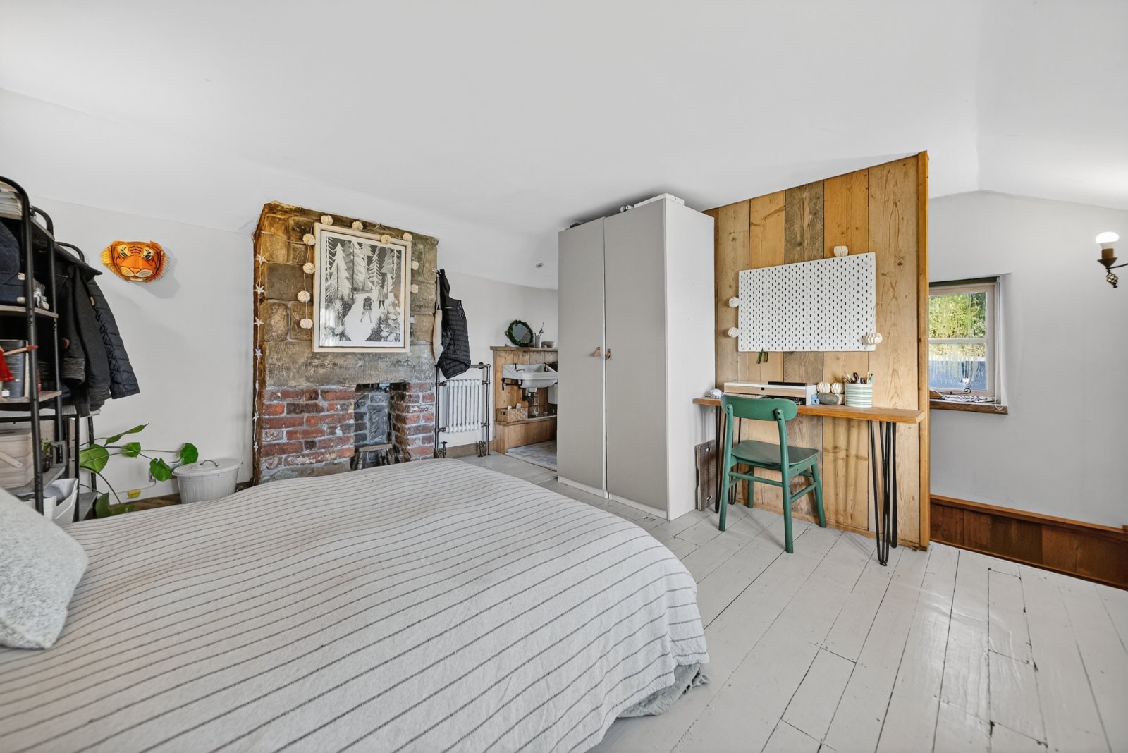 Thornhill Drive, Calverley, Pudsey, West Yorkshire, LS28