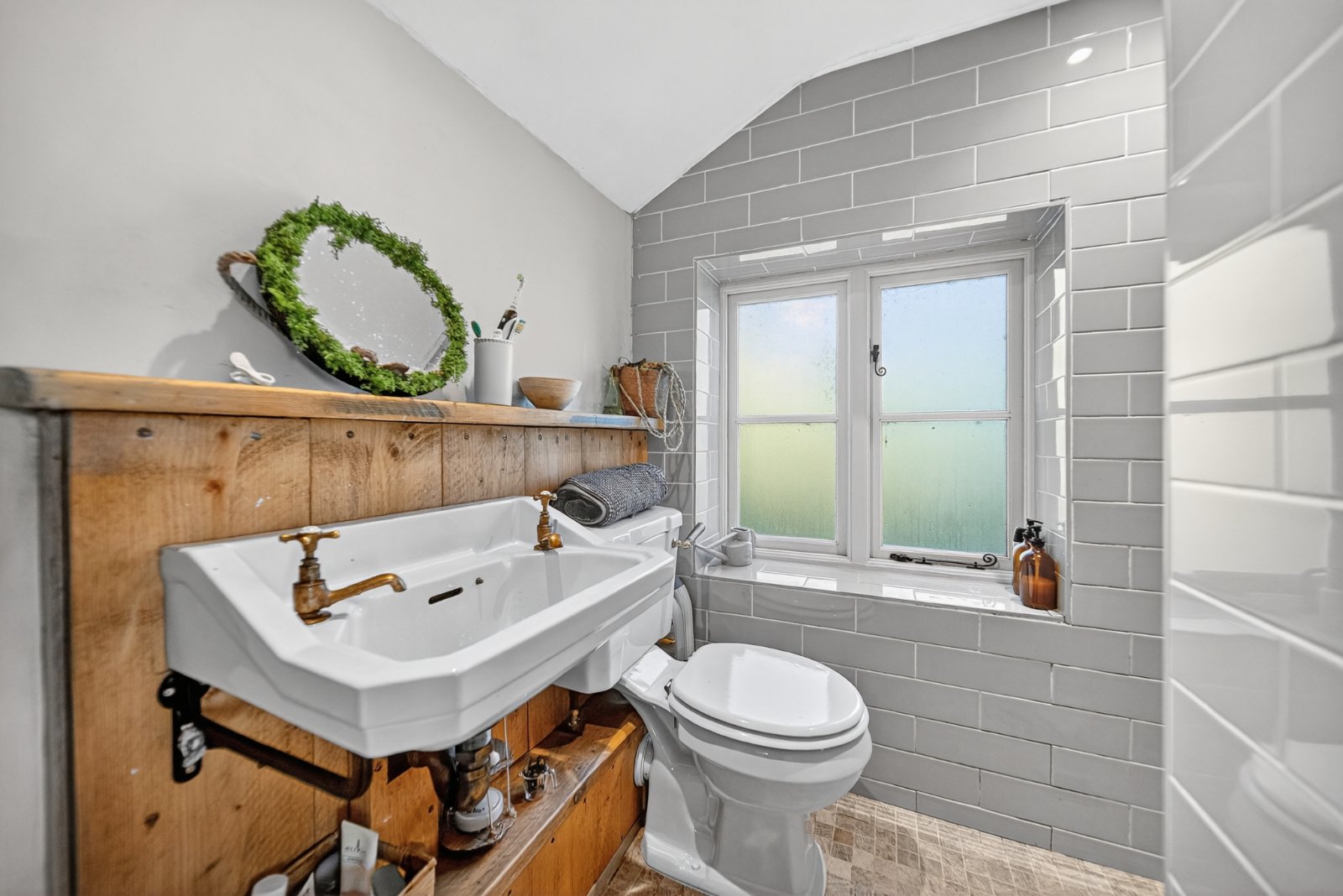 Thornhill Drive, Calverley, Pudsey, West Yorkshire, LS28