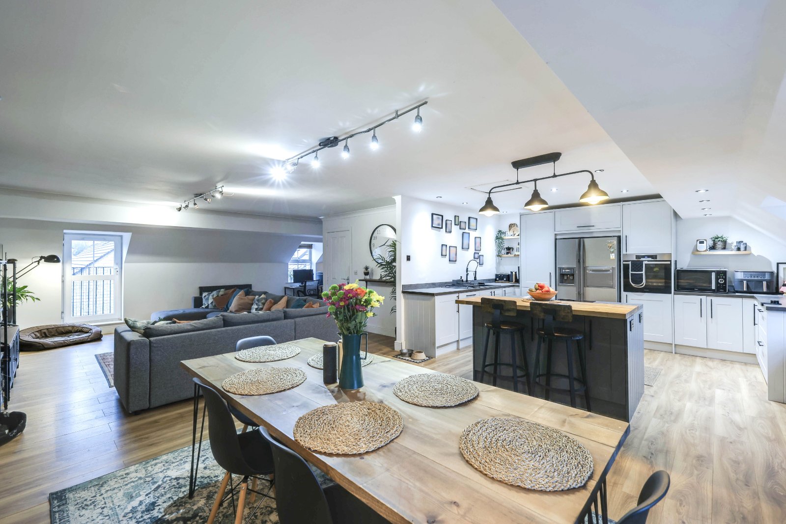 Waters Walk, Apperley Bridge, Bradford, West Yorkshire, BD10 - Hardisty