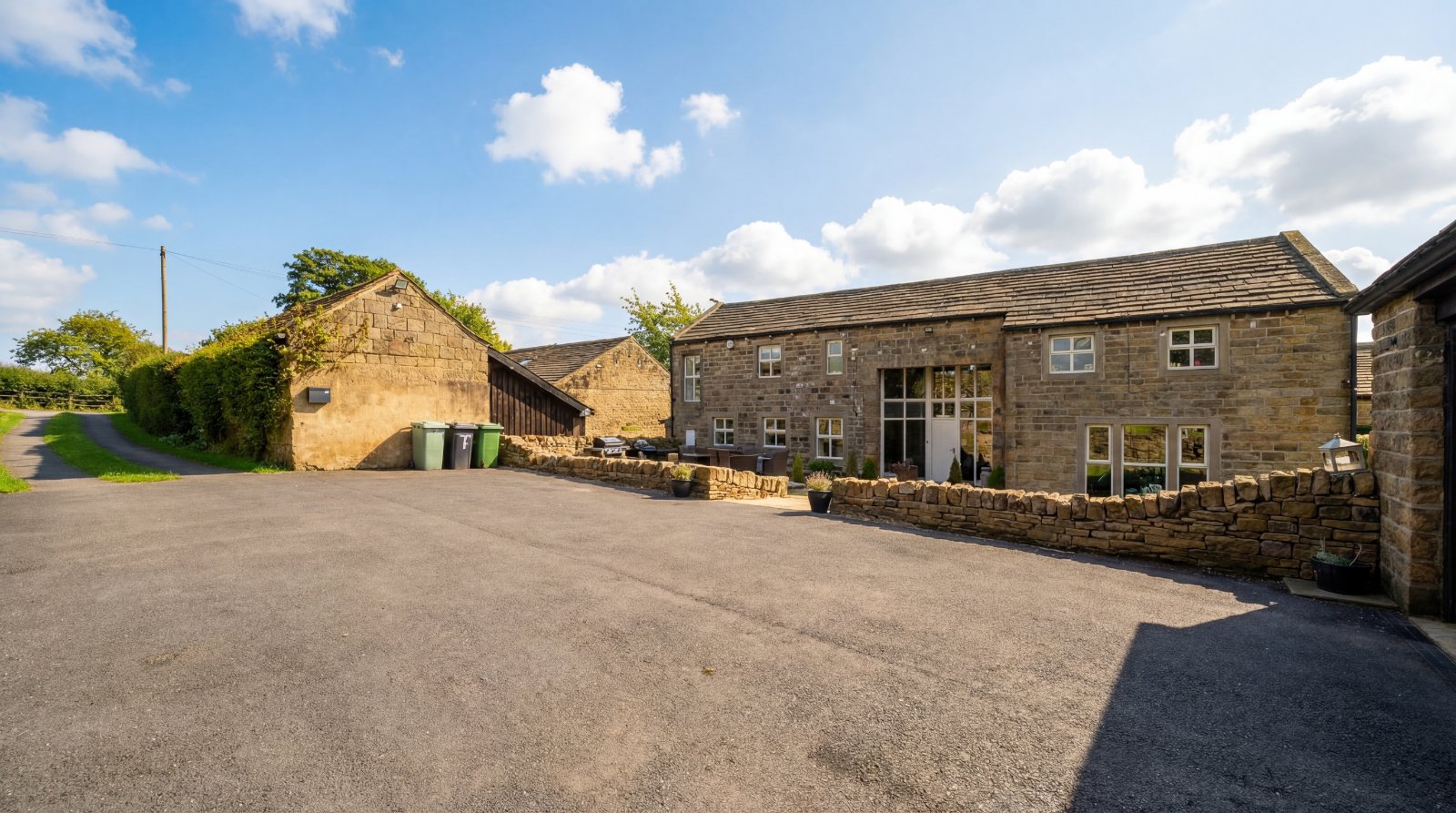 Carlton Lane, Guiseley, Leeds, West Yorkshire, LS20