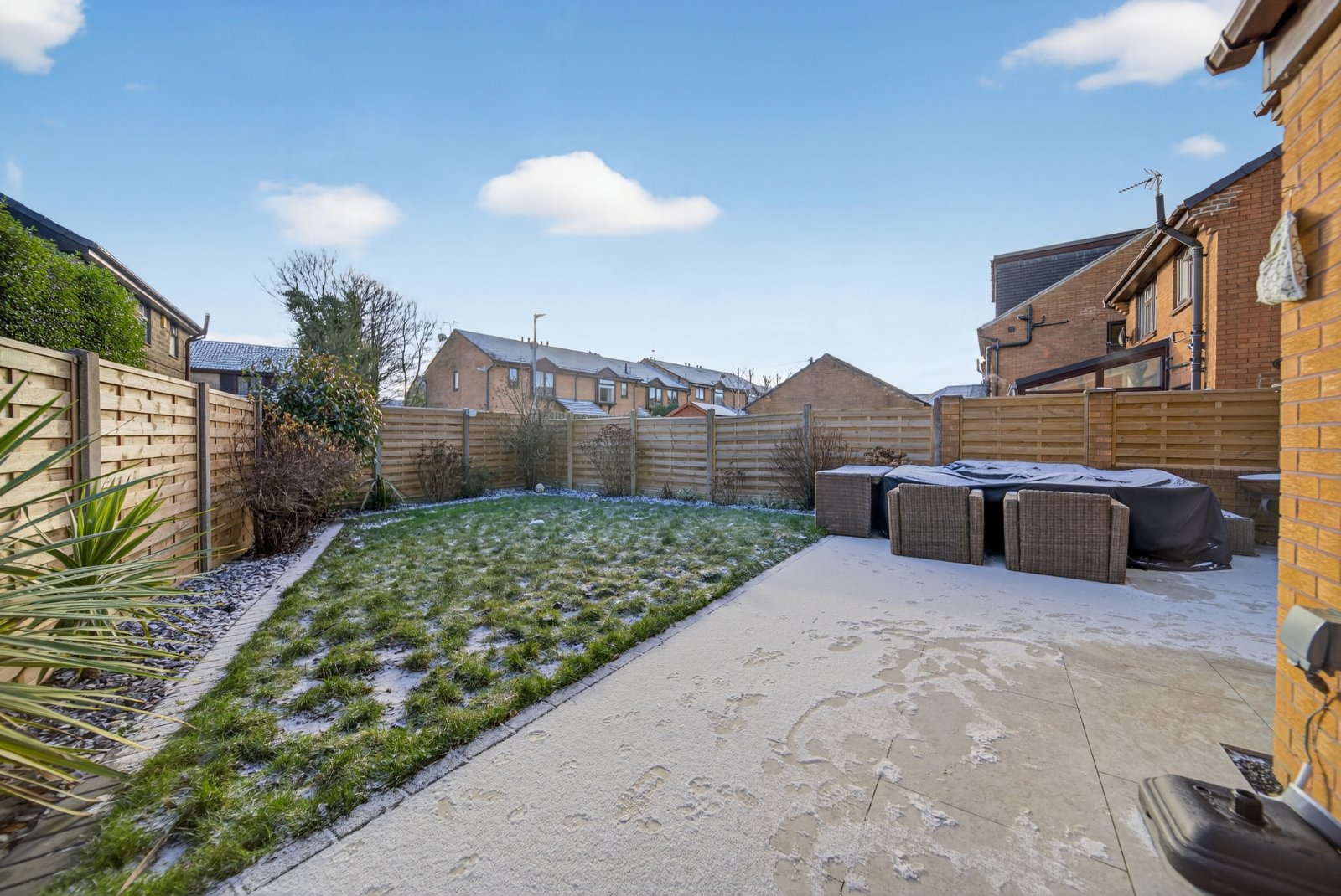 Larkfield Road, Rawdon, Leeds, West Yorkshire, LS19