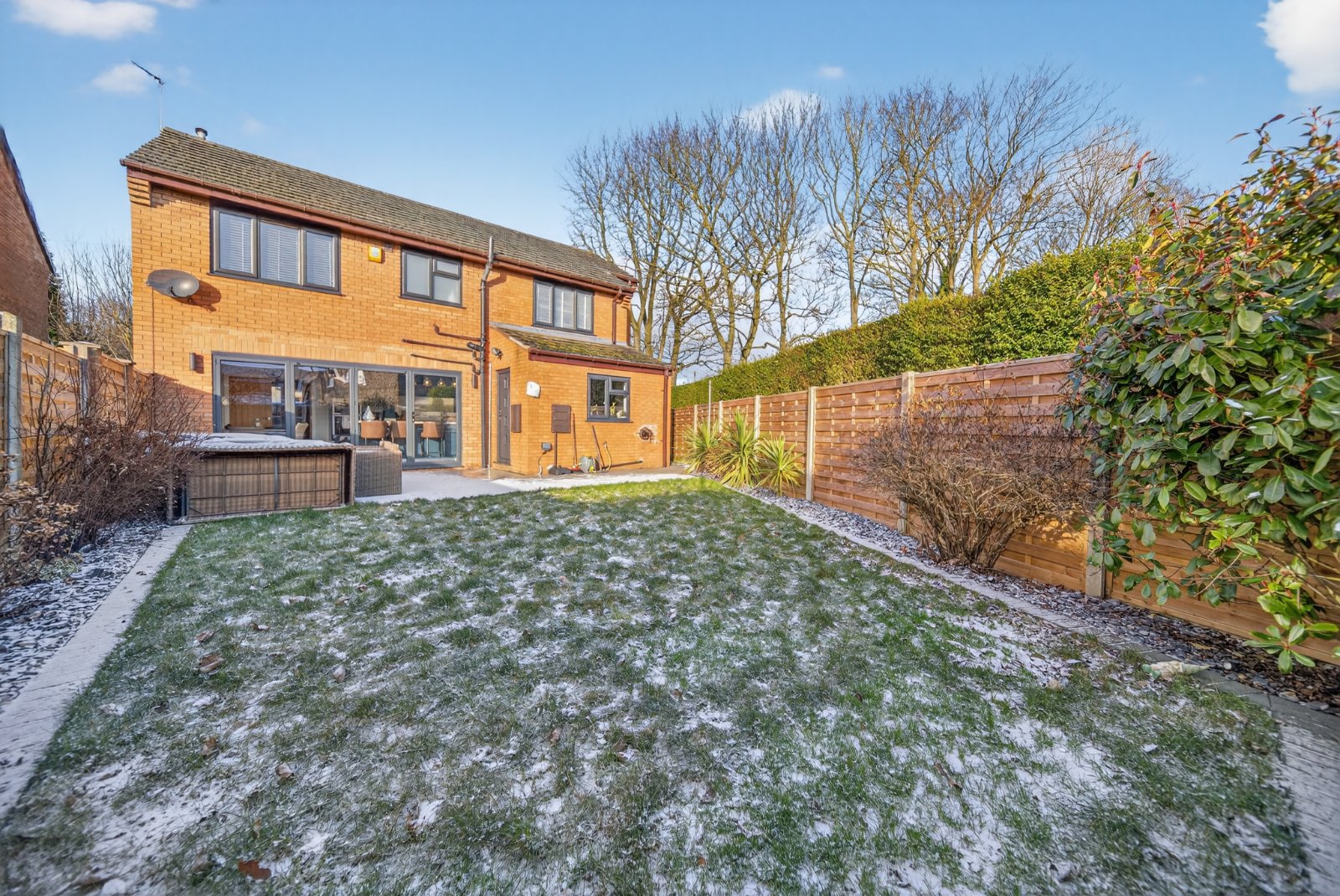 Larkfield Road, Rawdon, Leeds, West Yorkshire, LS19