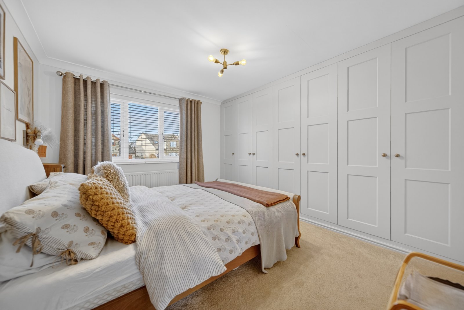 Larkfield Road, Rawdon, Leeds, West Yorkshire, LS19