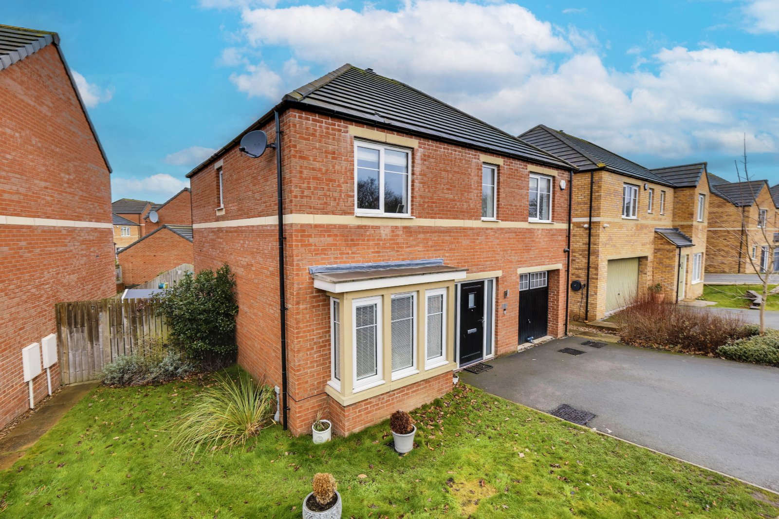 West Wood View, Apperley Bridge, Bradford, West Yorkshire, BD10