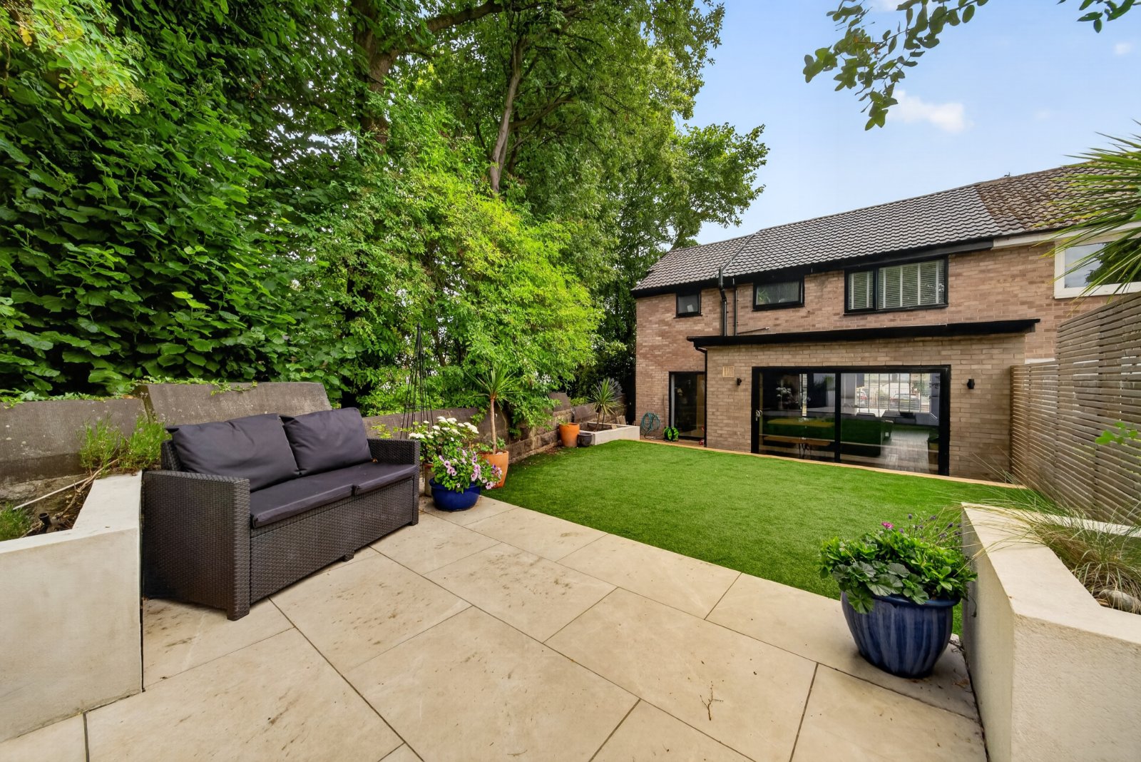 Hall Park Avenue, Horsforth, Leeds, West Yorkshire, LS18