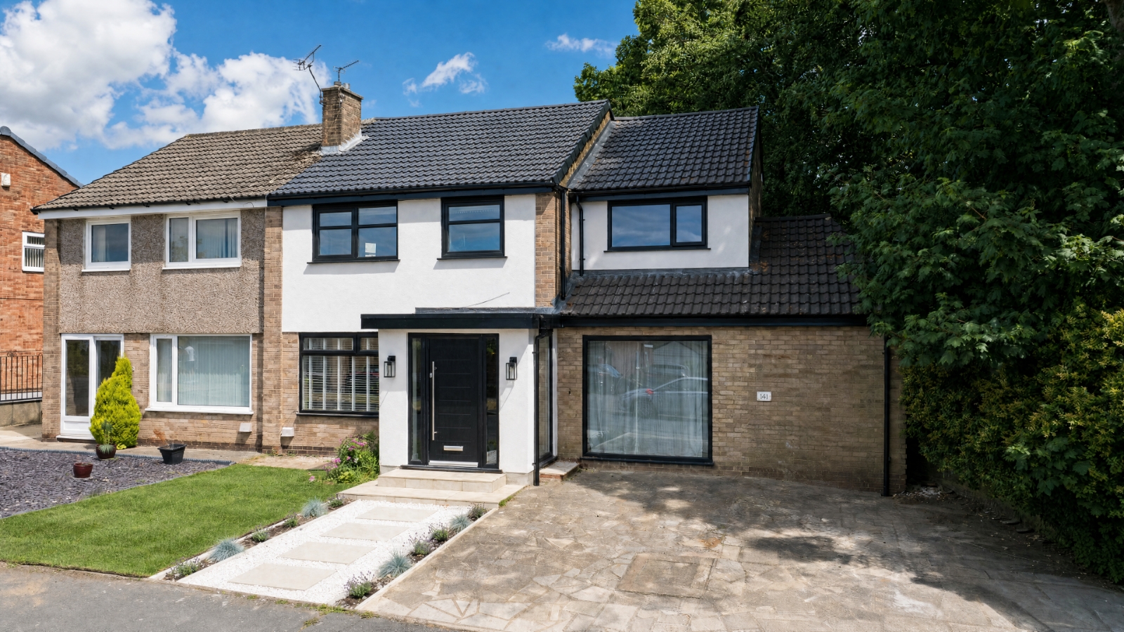 Hall Park Avenue, Horsforth, Leeds, West Yorkshire, LS18