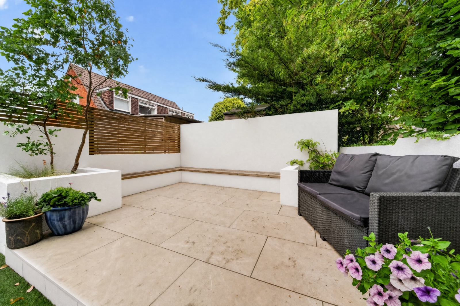 Hall Park Avenue, Horsforth, Leeds, West Yorkshire, LS18