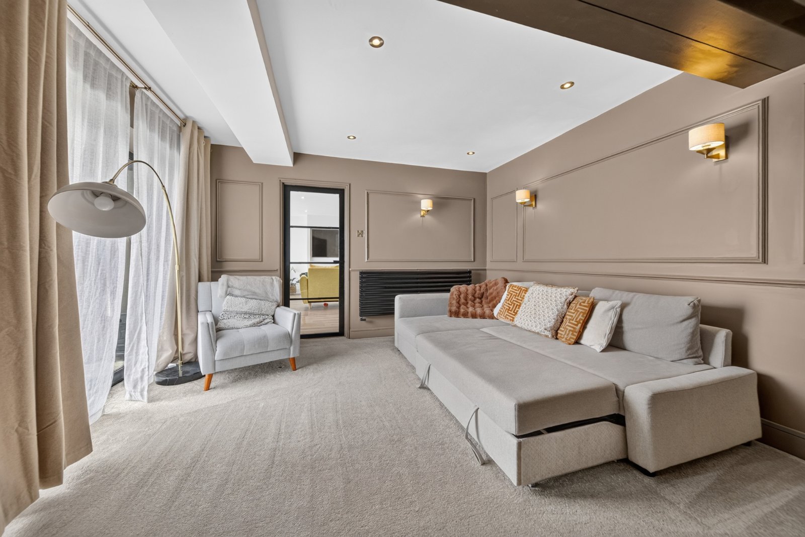 Hall Park Avenue, Horsforth, Leeds, West Yorkshire, LS18