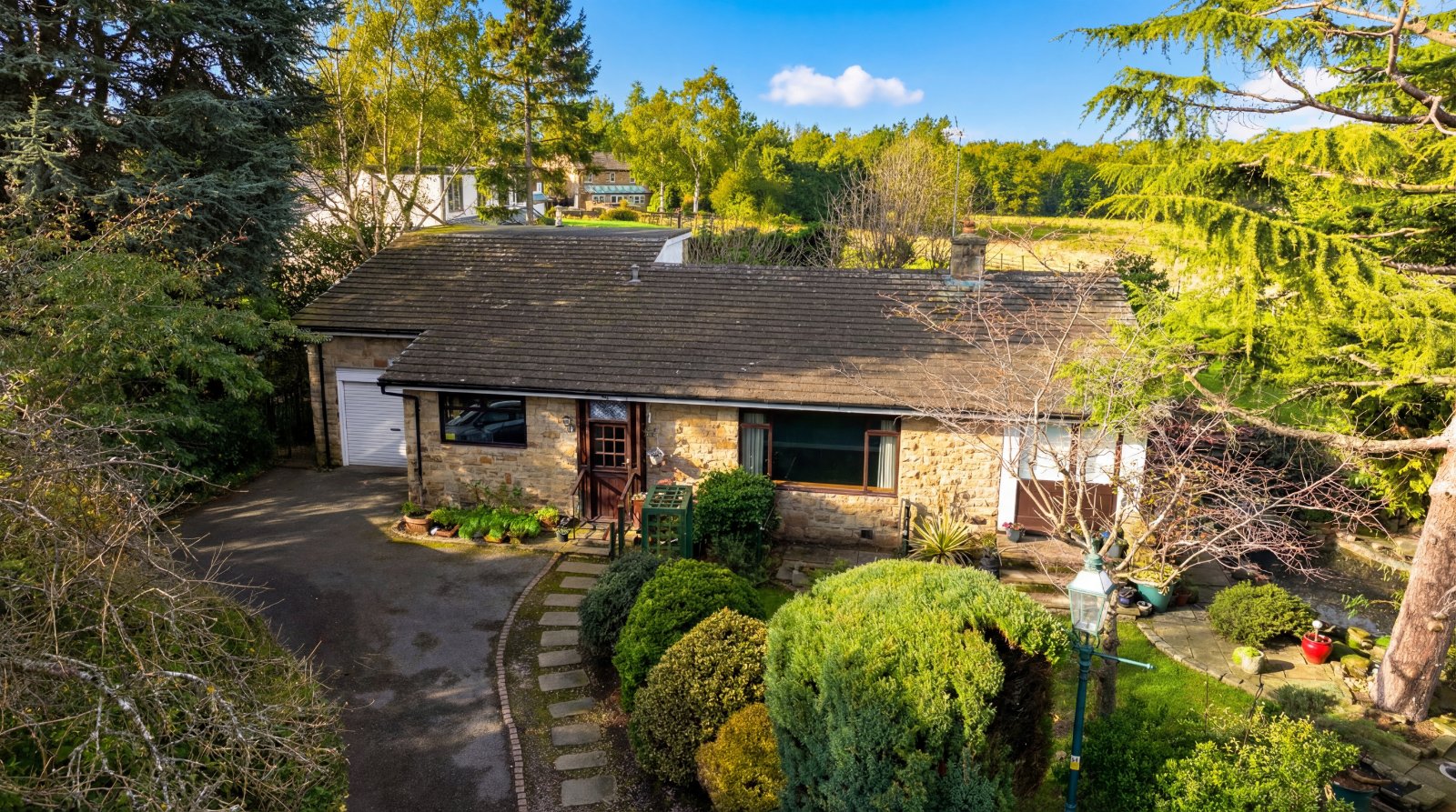 Carr Road, Calverley, Pudsey, West Yorkshire, LS28