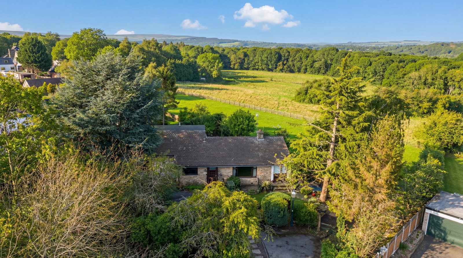 Carr Road, Calverley, Pudsey, West Yorkshire, LS28