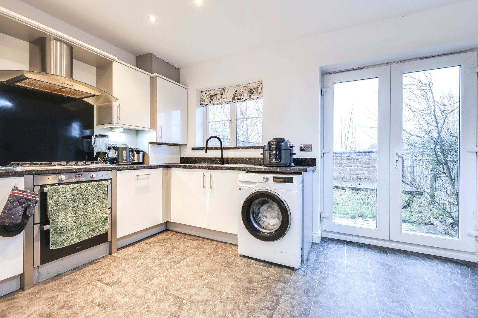 Horsforde View, Leeds, West Yorkshire, LS13 - Hardisty