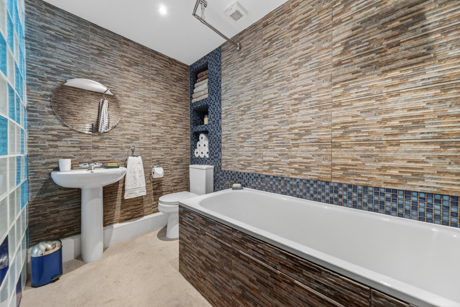 Spring Hill, Adel, Leeds, West Yorkshire, LS16