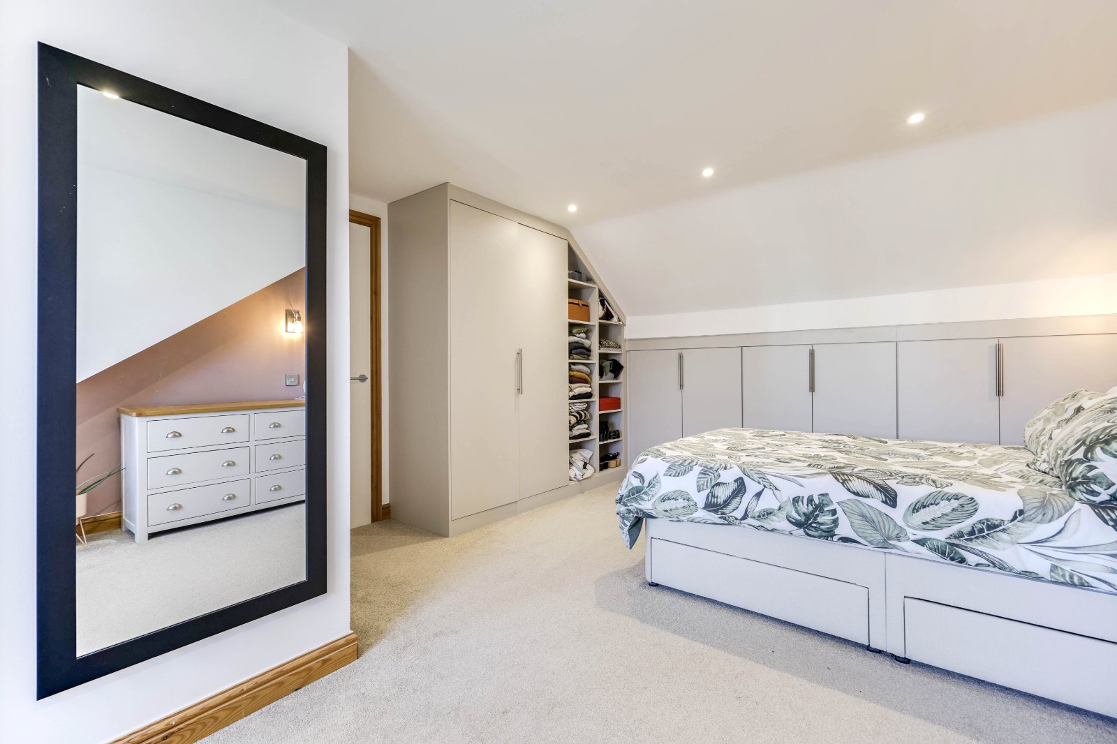 Victoria Mount, Horsforth, Leeds, West Yorkshire, LS18