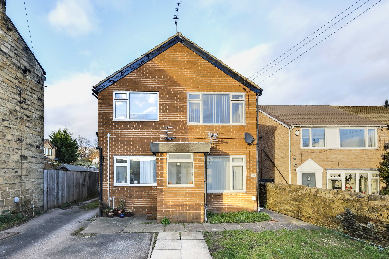 Valley Road, Pudsey, West Yorkshire, LS28 - Hardisty