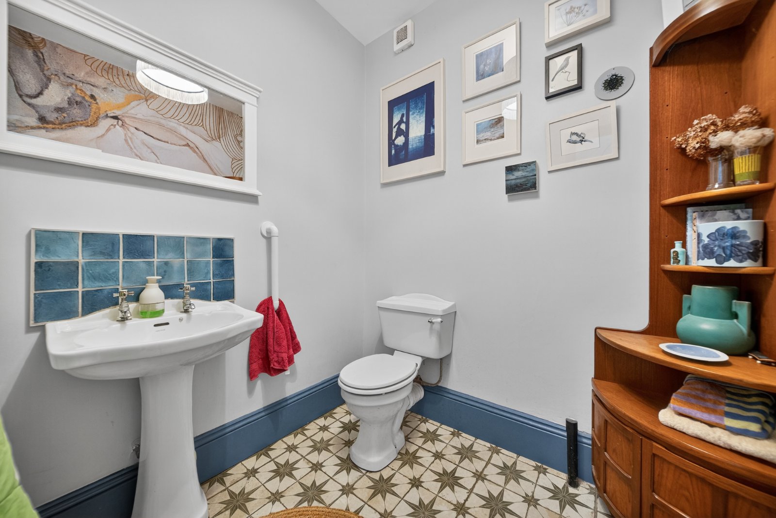 Newlaithes Road, Horsforth, Leeds, West Yorkshire, LS18