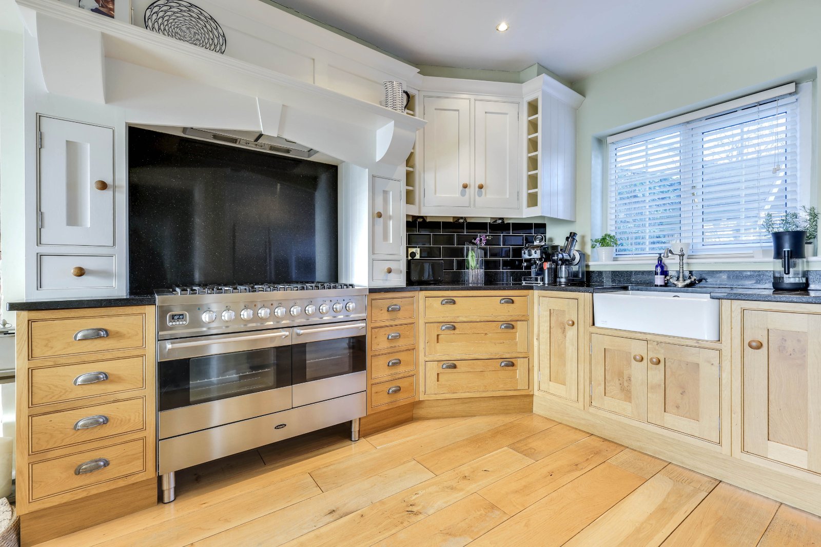 West End Lane, Horsforth, Leeds, West Yorkshire, LS18