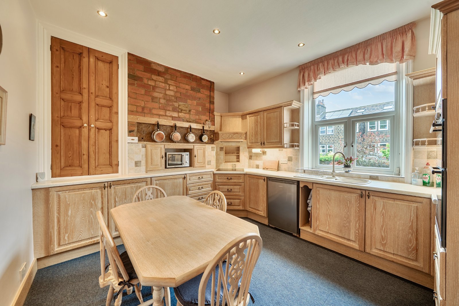 Fairfield, Horsforth, Leeds, West Yorkshire, LS18