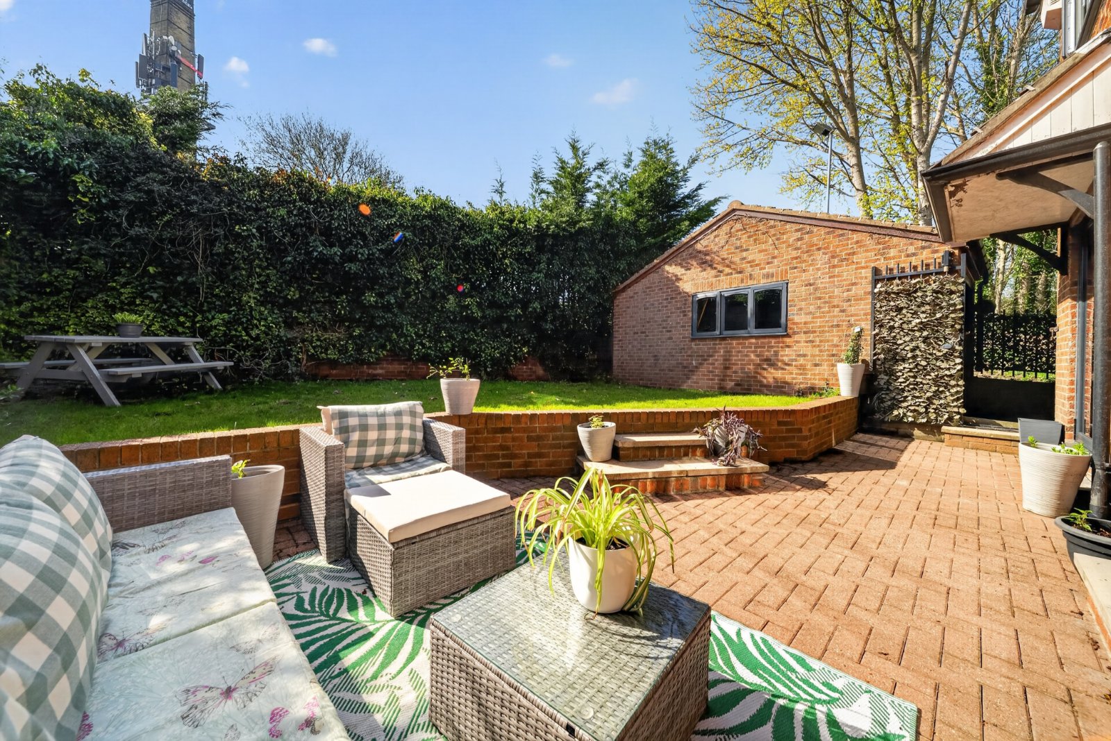 Hollin Park Court, Calverley, Pudsey, West Yorkshire, LS28