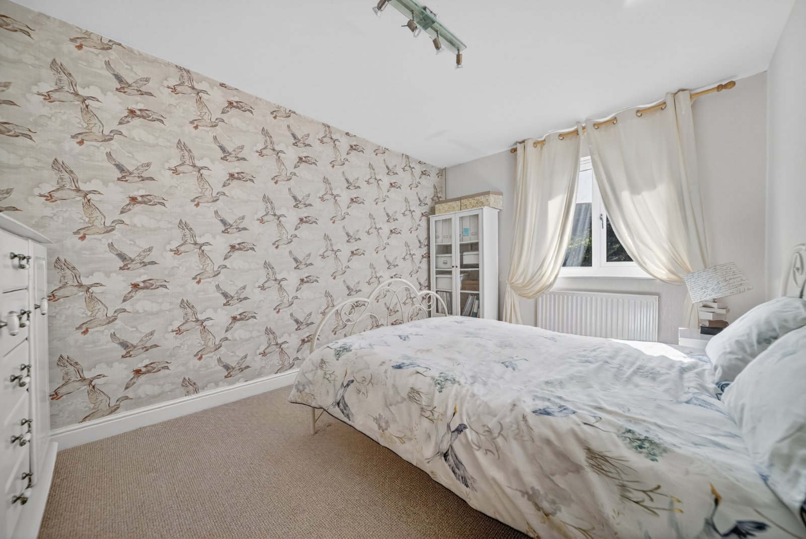 Hollin Park Court, Calverley, Pudsey, West Yorkshire, LS28