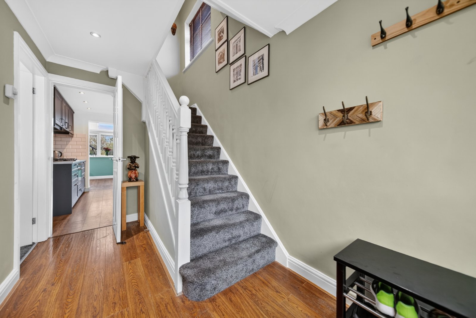 Hall Park Avenue, Horsforth, Leeds, West Yorkshire, LS18