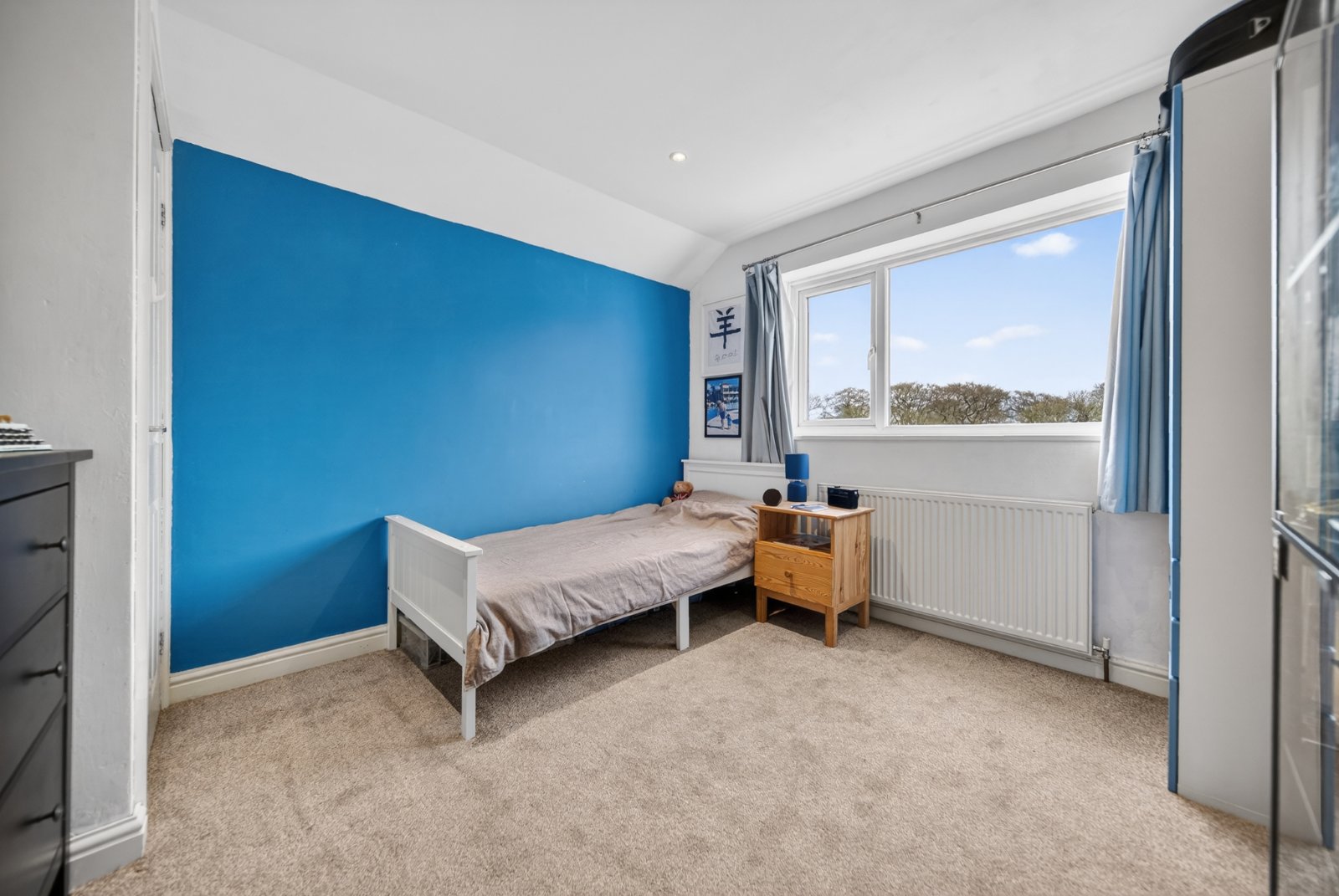 Hall Park Avenue, Horsforth, Leeds, West Yorkshire, LS18