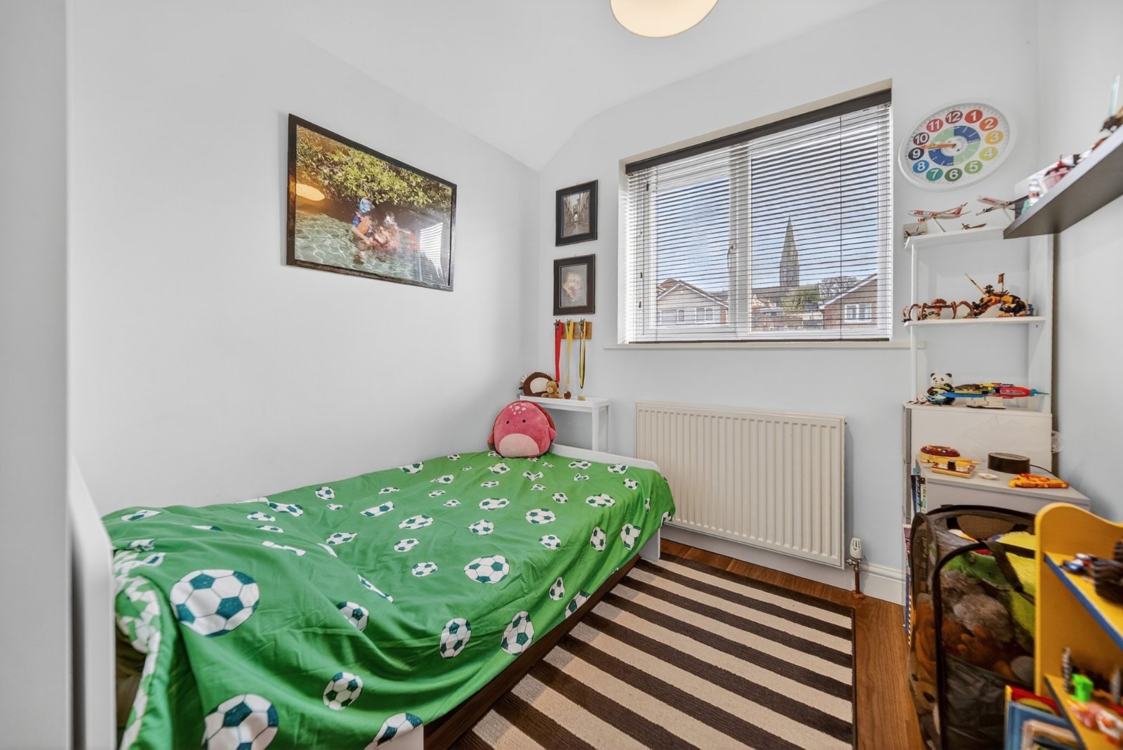 Hall Park Avenue, Horsforth, Leeds, West Yorkshire, LS18