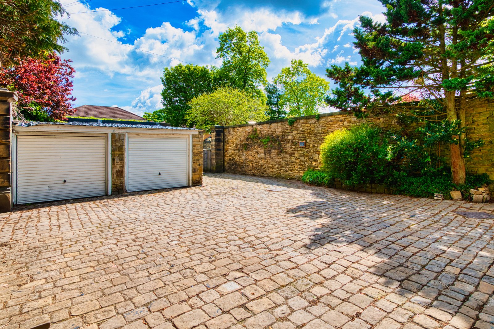 St. Helens Lane, Leeds, West Yorkshire, LS16