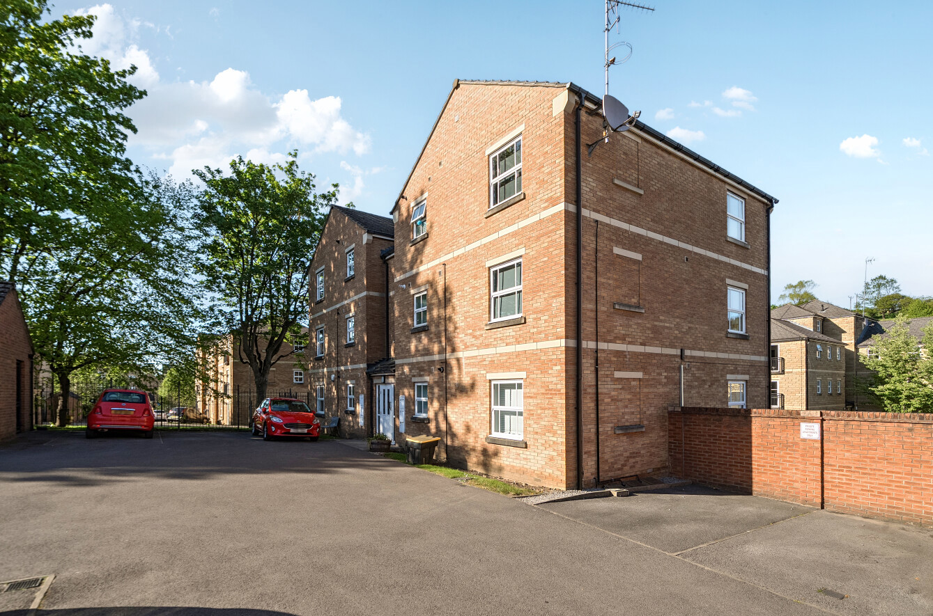 Broom Mills Road, Farsley, Pudsey, West Yorkshire, LS28 - Hardisty