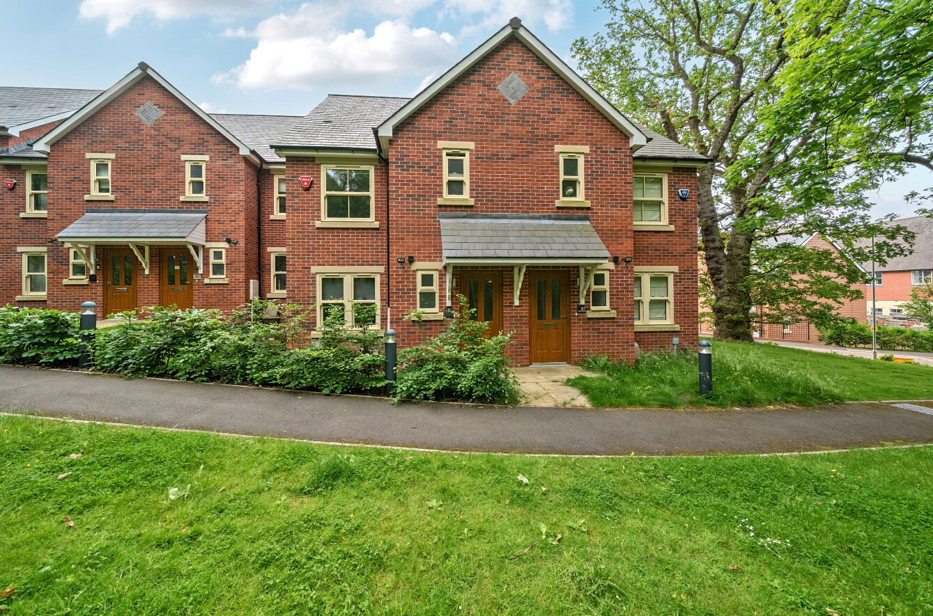 Oak Park Lane, Leeds, West Yorkshire, LS16 - Hardisty