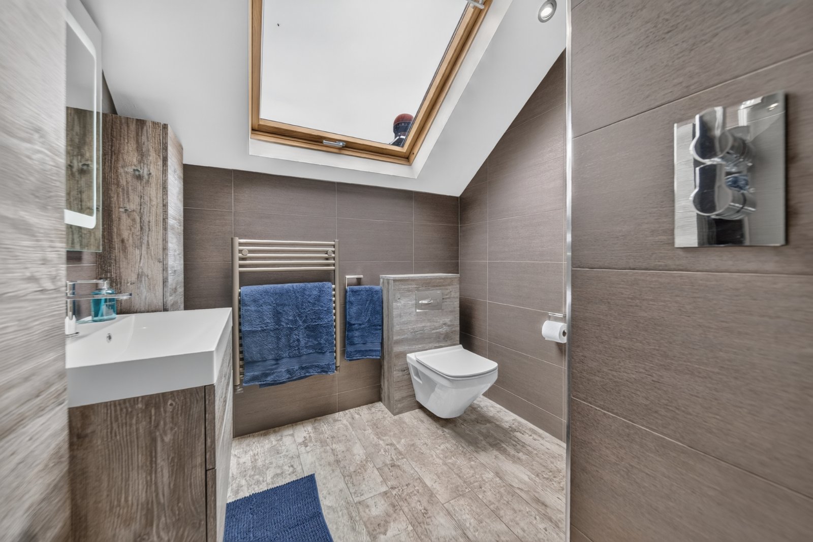 The Drive, Adel, Leeds, LS16
