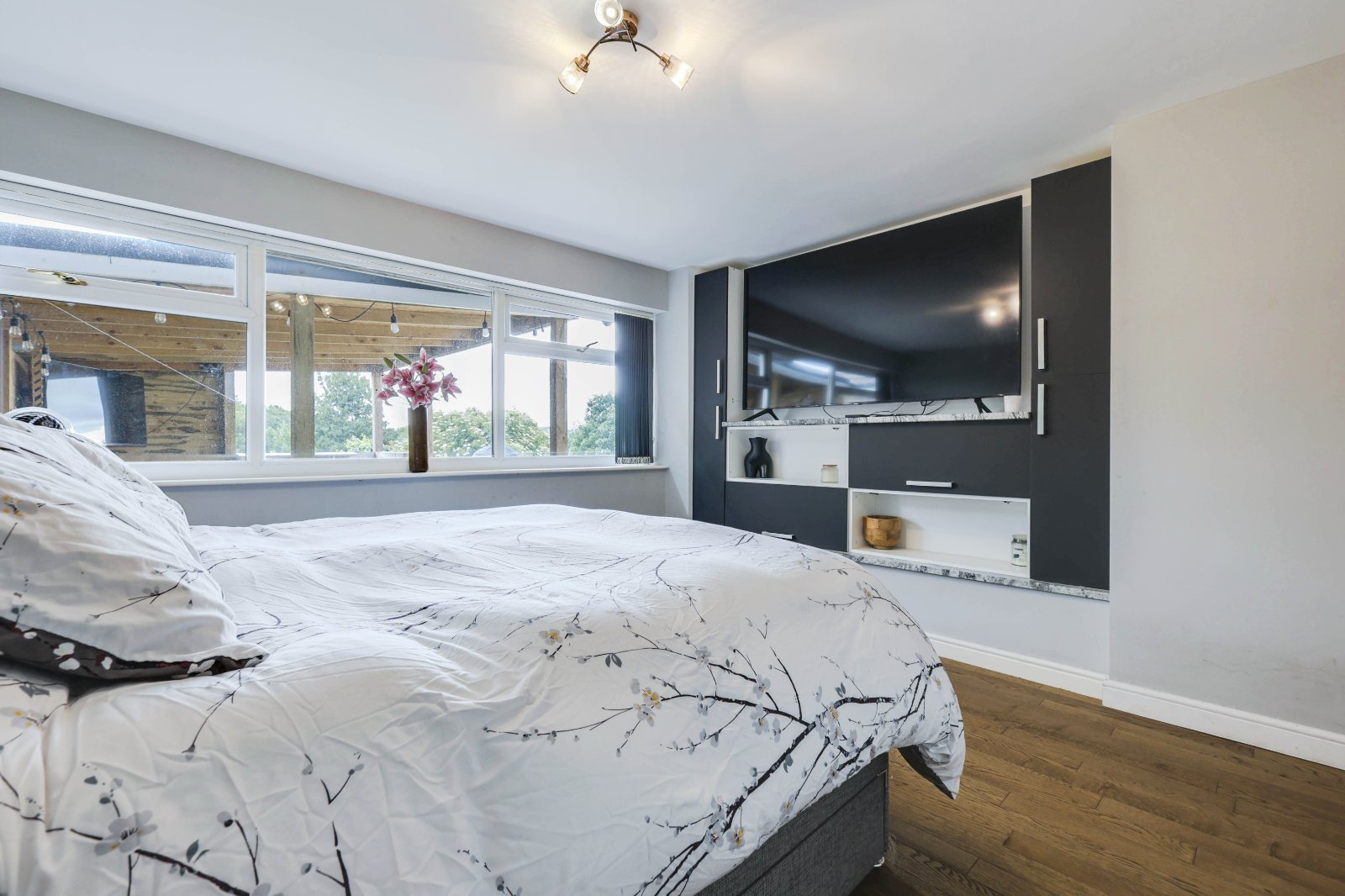 Park Road, Thackley, Bradford, West Yorkshire, BD10