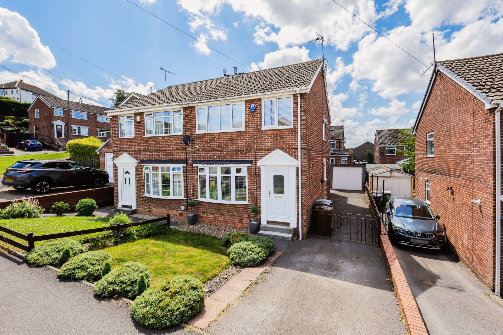 Greenacre Park Rise, Rawdon, Leeds, West Yorkshire, LS19 - Hardisty