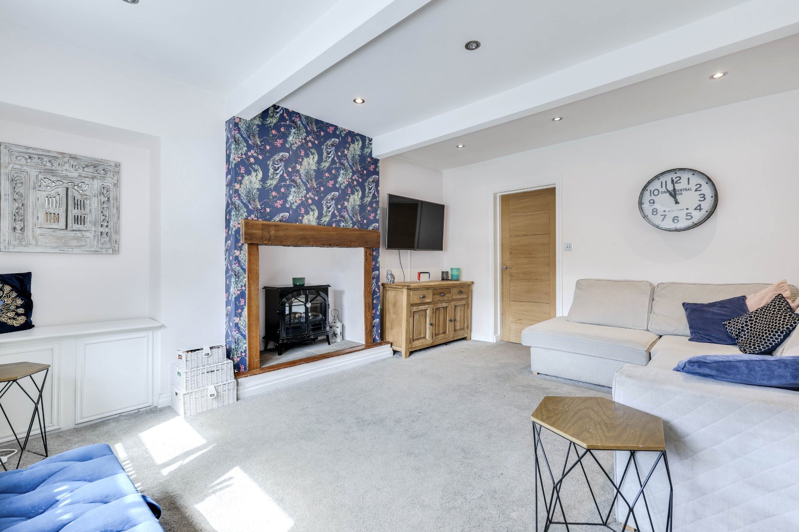 Micklefield Lane, Rawdon, Leeds, West Yorkshire, LS19 - Hardisty
