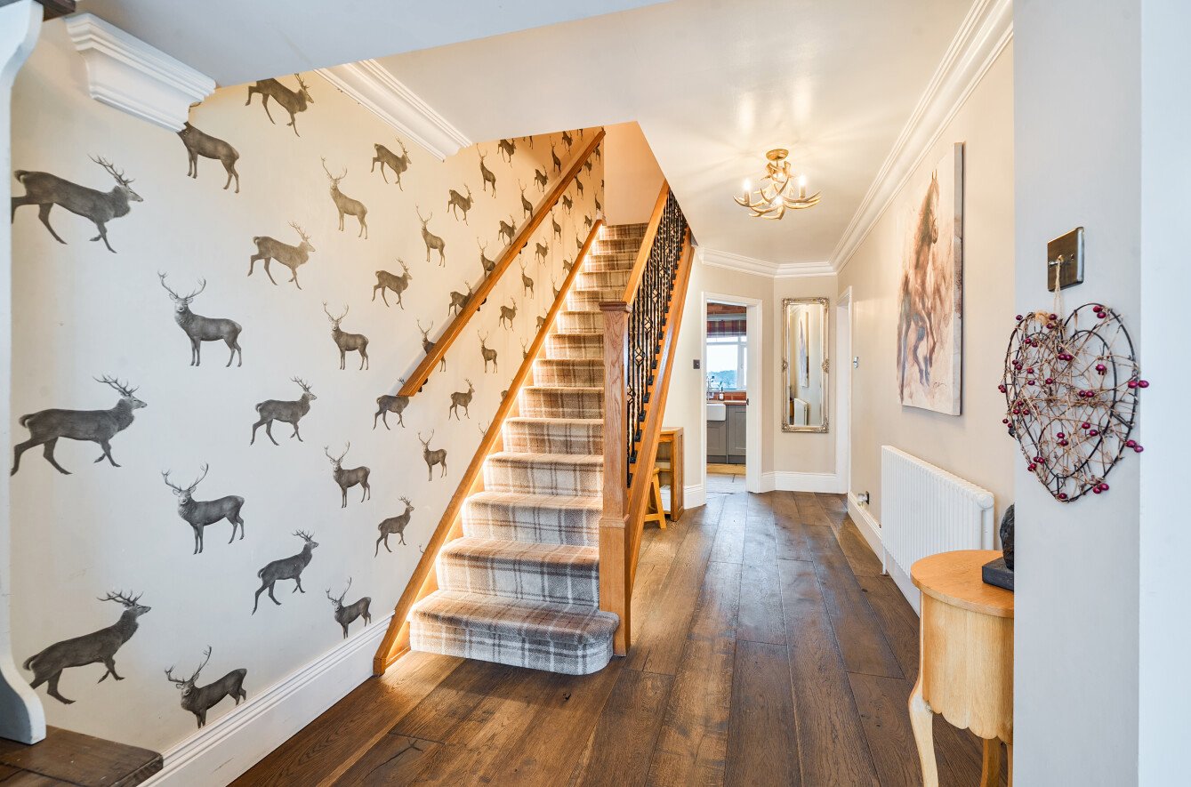 Dunstarn Gardens, Leeds, West Yorkshire, LS16