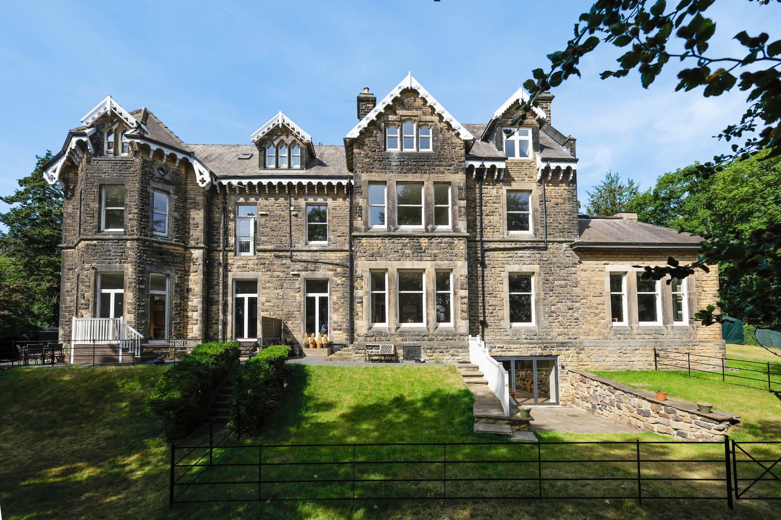 Weetwood Lane, Leeds, West Yorkshire, LS16 - Hardisty