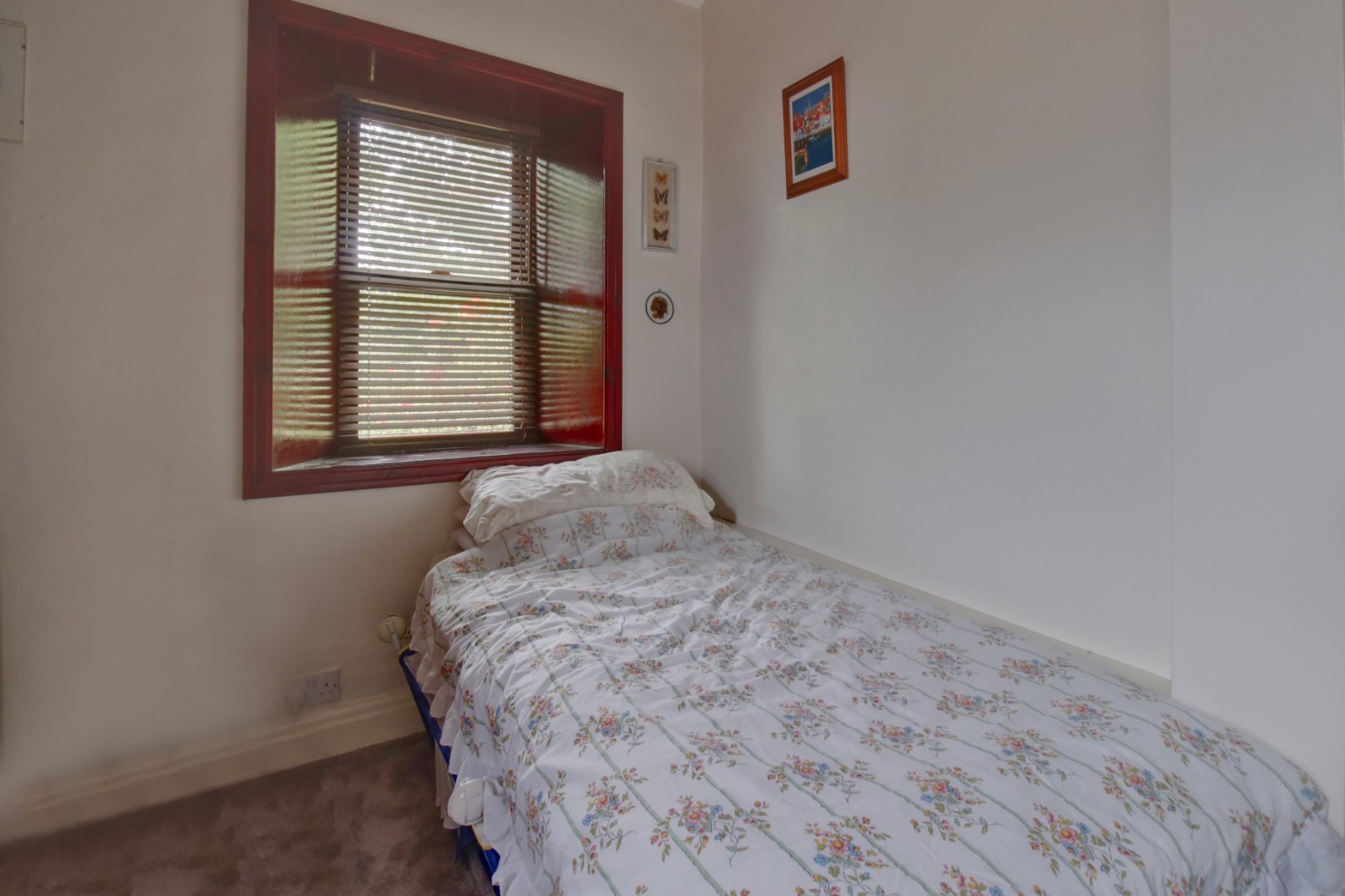 Wood Lane, Horsforth, Leeds, West Yorkshire, LS18