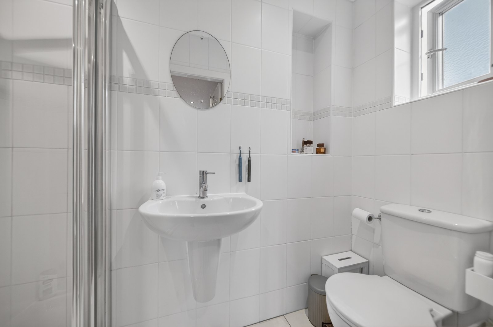 West End Lane, Horsforth, Leeds, West Yorkshire, LS18