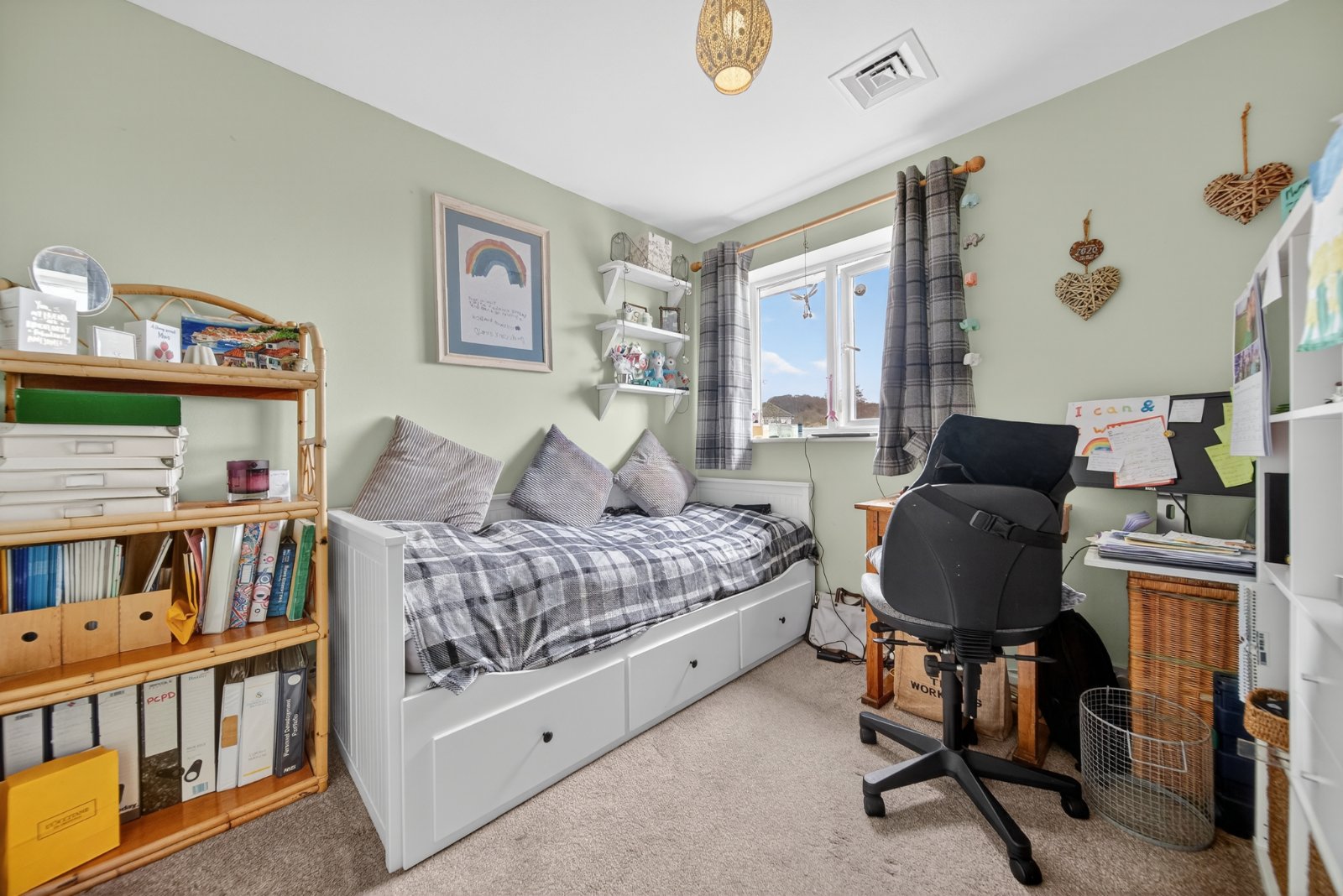 West End Close, Horsforth, Leeds, West Yorkshire, LS18