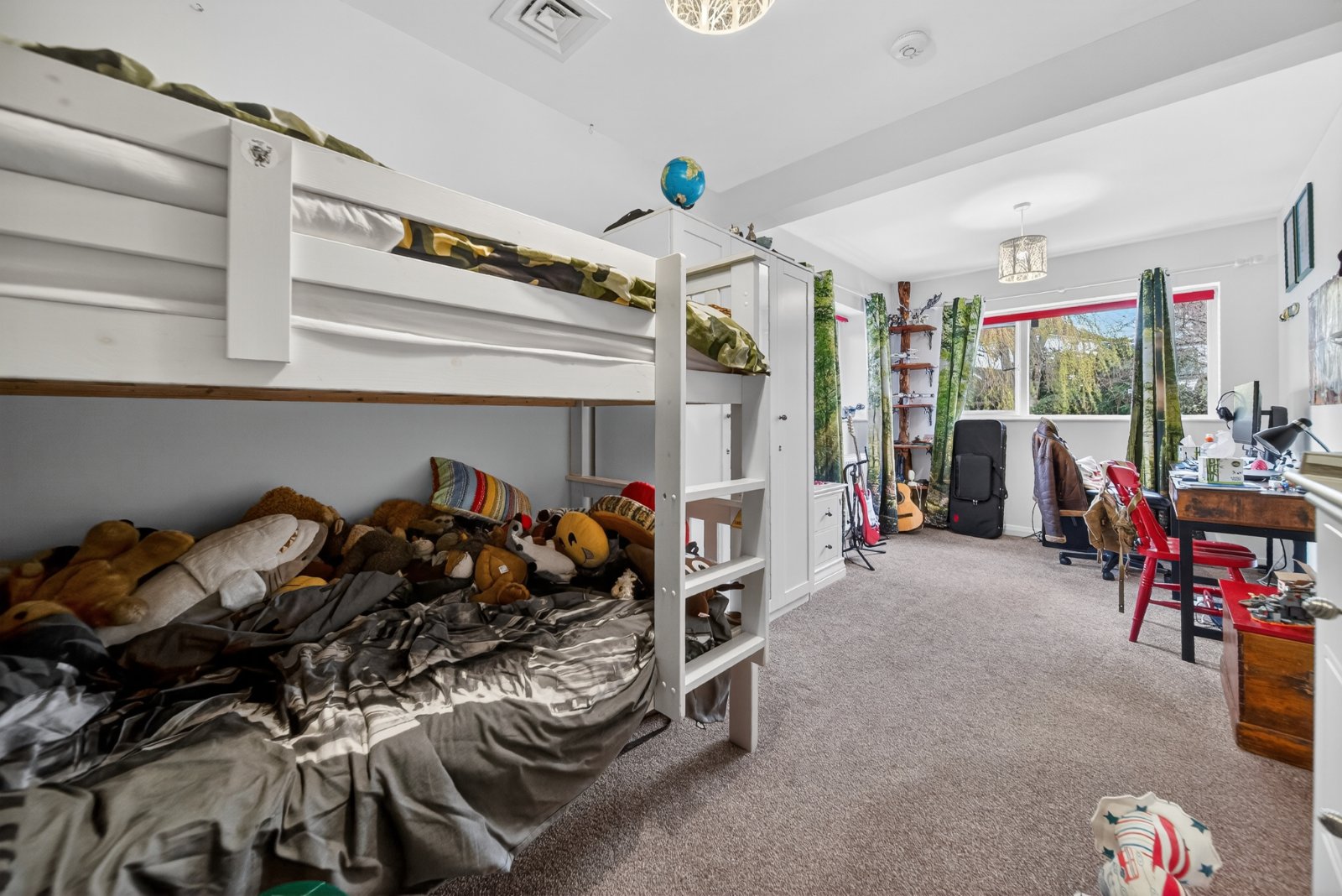 West End Close, Horsforth, Leeds, West Yorkshire, LS18