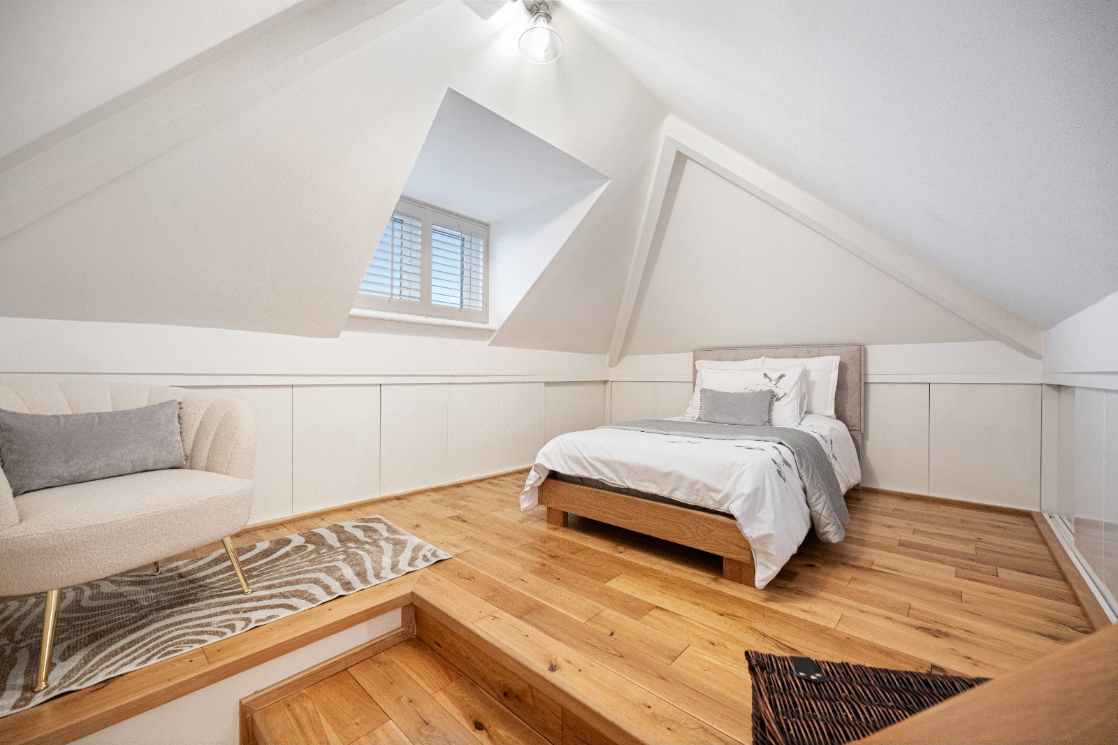 Carr Lane, Rawdon, Leeds, West Yorkshire, LS19