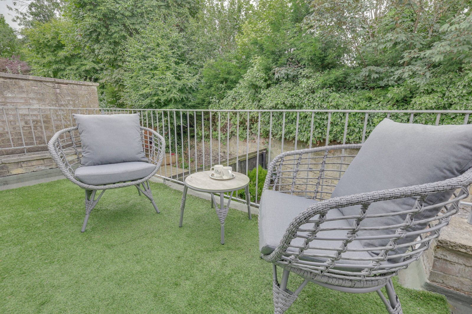 Mawcroft Close, Yeadon, Leeds, West Yorkshire, LS19