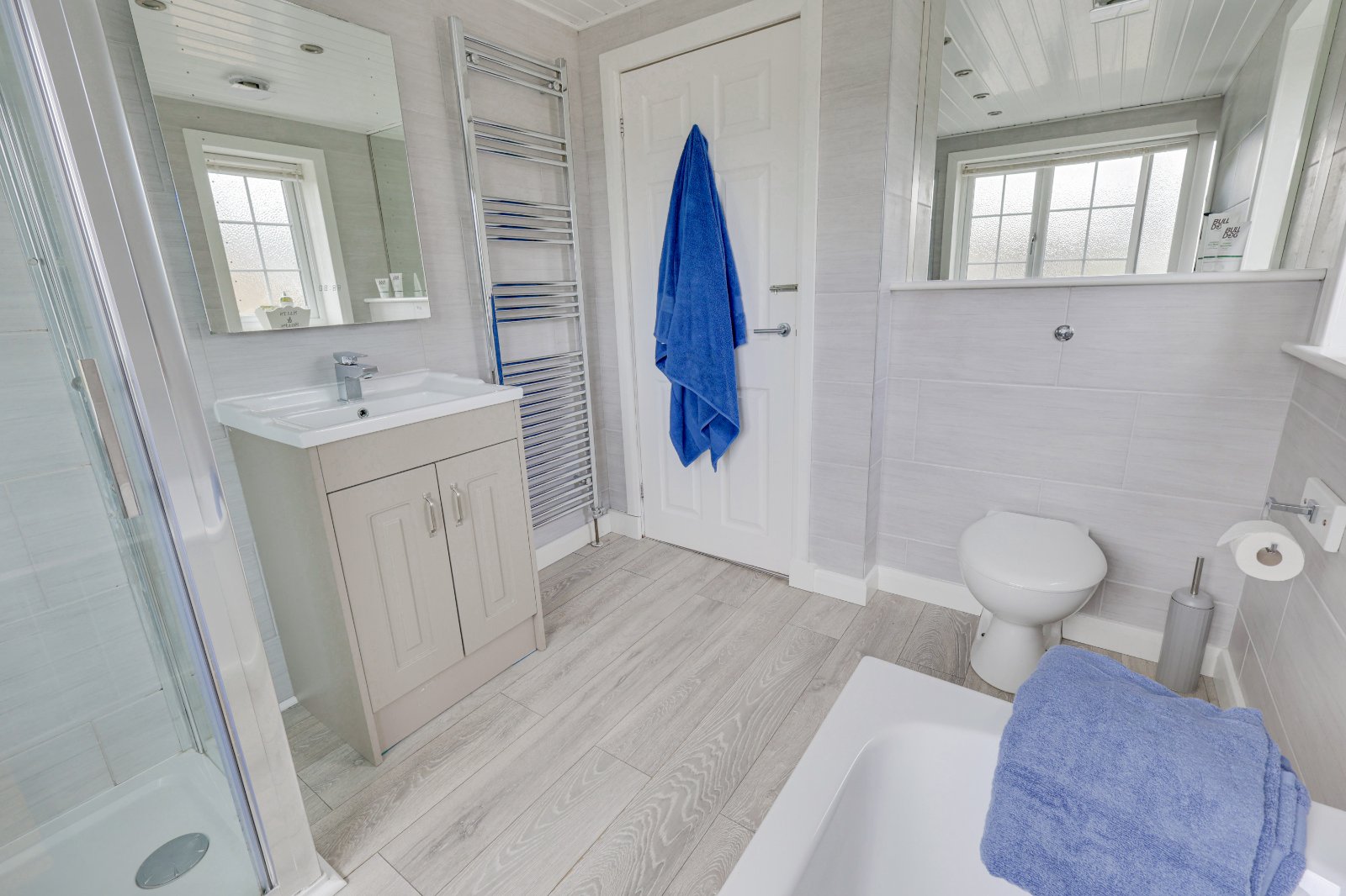 Mawcroft Close, Yeadon, Leeds, West Yorkshire, LS19