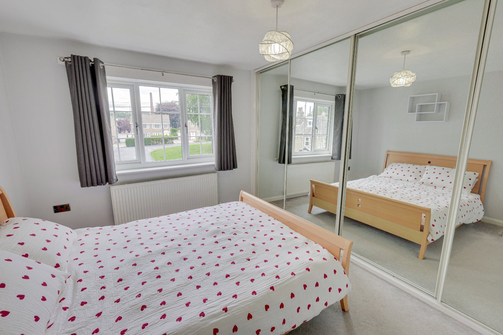 Mawcroft Close, Yeadon, Leeds, West Yorkshire, LS19