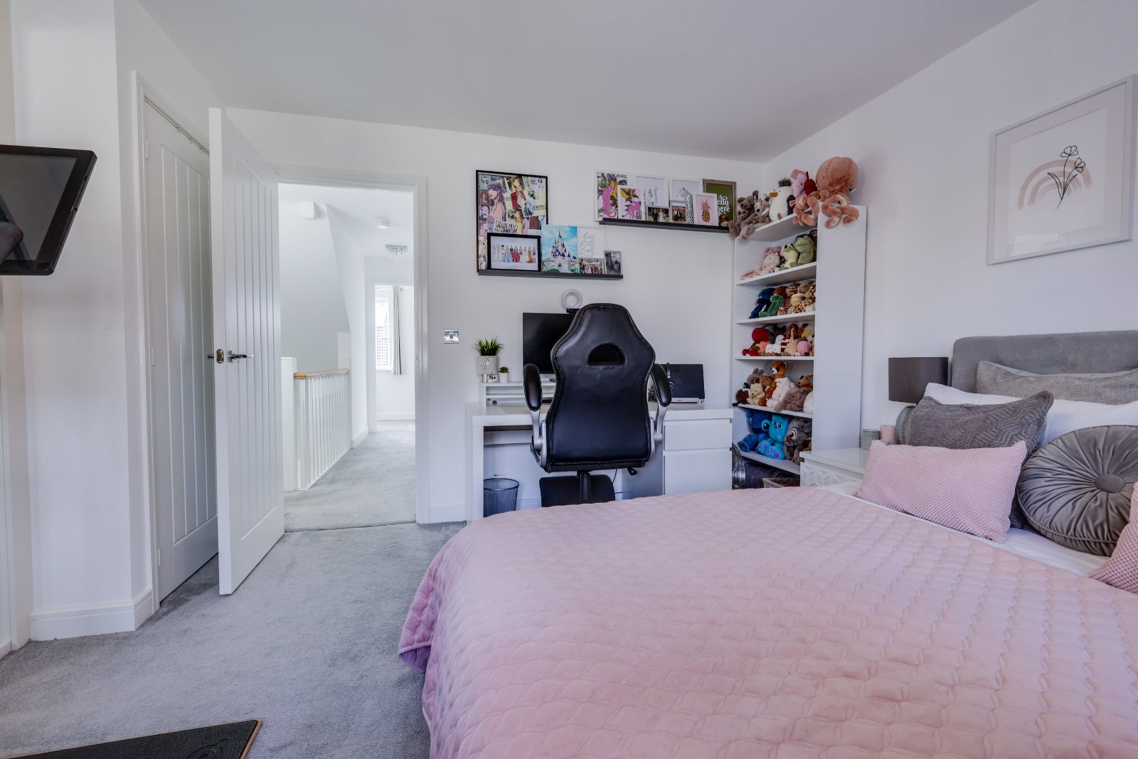 Moseley Beck Lane,  Cookridge, Leeds, West Yorkshire, LS16