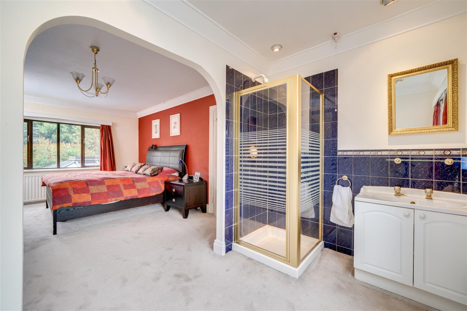 Acacia Park Drive, Apperley Bridge, West Yorkshire, BD10